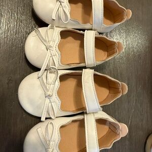 White Baby Shoes with Bow Detail